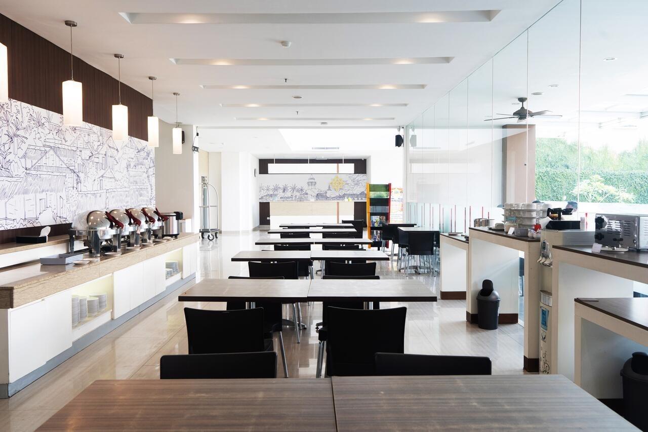 Lynn Hotel סראנג מראה חיצוני תמונה