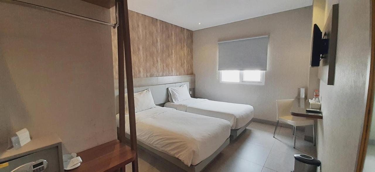 Lynn Hotel סראנג מראה חיצוני תמונה
